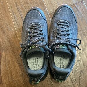 Women’s New Balance Fuel Cell 2190 size 10